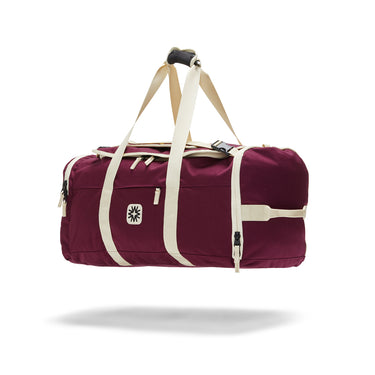 Valley Duffel Bag Berry